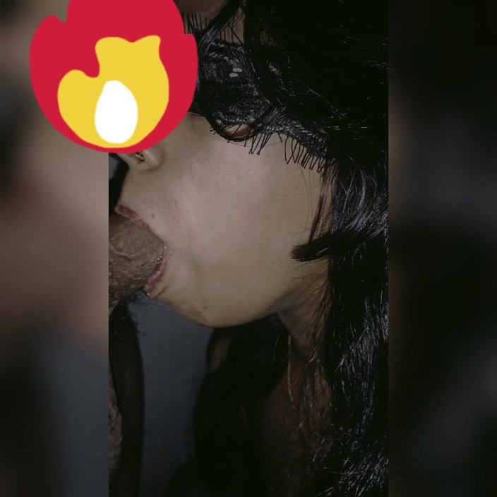 Hot Sis: Латіка жорстко смокче член