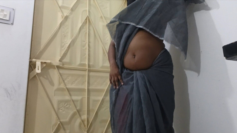 Skakoi: Desi-meisje dans aan Chancee