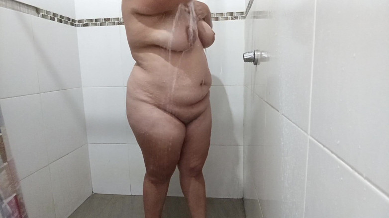Stepmom_with_big_tits: Padrastro Arrecho Filma En Secreto a Su Hijastra Como Toma...