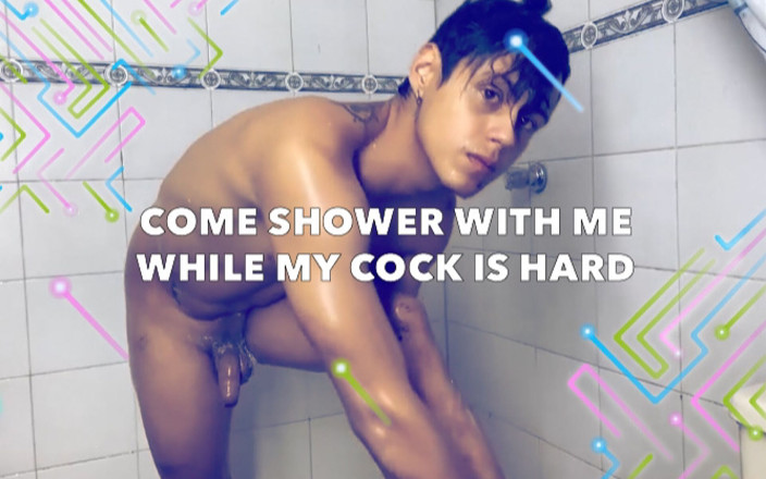 Evan pervert: 내 자지가 딱딱한 동안 나와 함께 샤워해줘