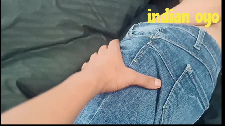 Ritu Sharma: Můj nevlastní bratr sledoval porno a znovu mě ošukal a...