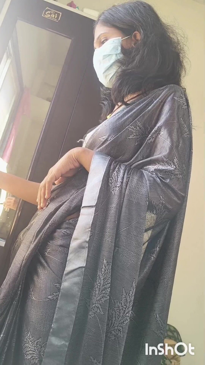Desishycouple: Bhabhi Seksi Shivani Berkongkek Dengan Kawan Suami.