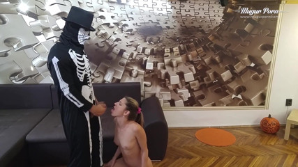 Mugur's World: Serie mugurPorn - Episodio 4: Spaventosa scopata di halloween, con Gina Gerson