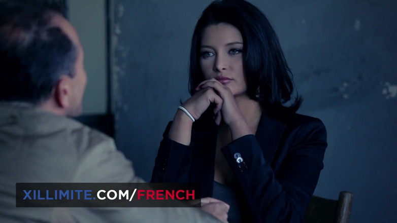 French girls at work: Sexy trio met Neeo en Lola Reve