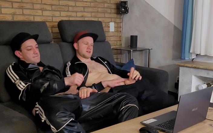 GayKinkCouple: Porno aftrekken