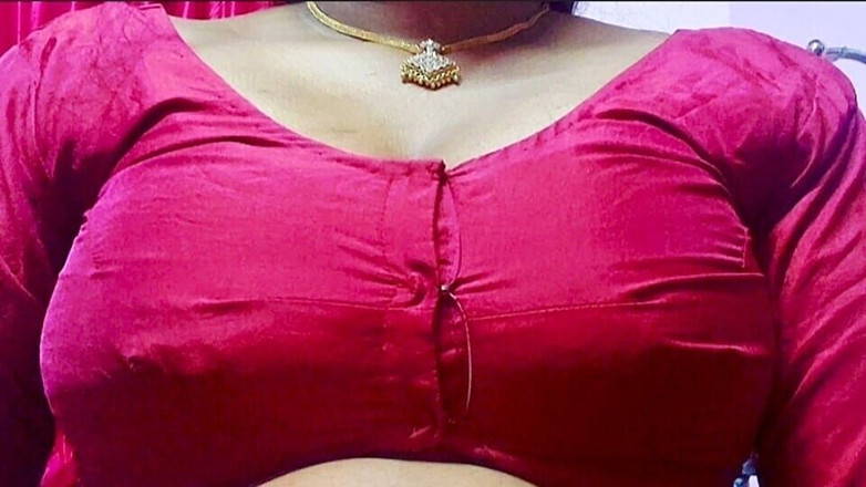 Desi Mohini: Tante seksi bindu kakak ipar india lagi asik ngentot sama...