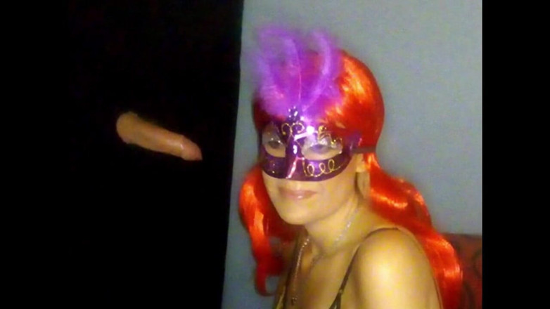Sexoamateur: Mamo sexy dal vivo gloryhole