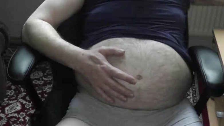 Mpreg roleplay: Pregman går in i arbete