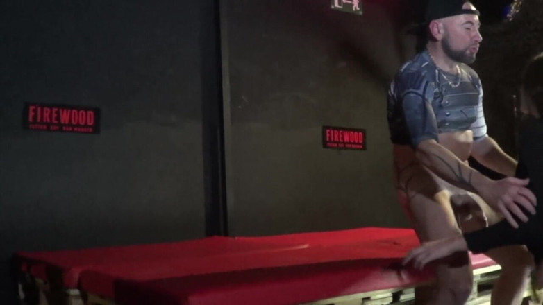 BiFantasy: Backstage pesta seks biseksual kamera web dengan Jess Magic Javi...