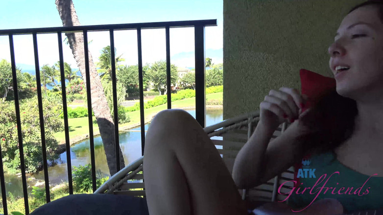 ATK Fans (Girlfriends): Férias virtual 6/7 Hawaii Ember Stone