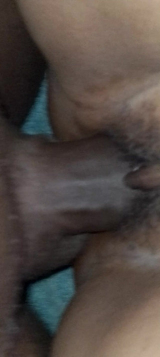 Sex and cum inside: Janet bermain dengan batang besar