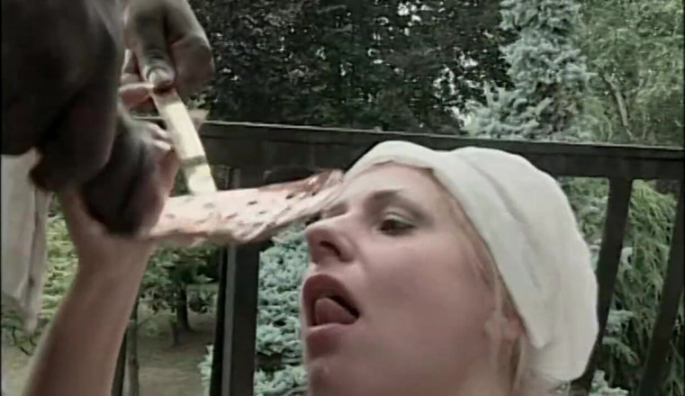 XTime Vod: Une blonde et une grosse bite se lèchent la chatte...