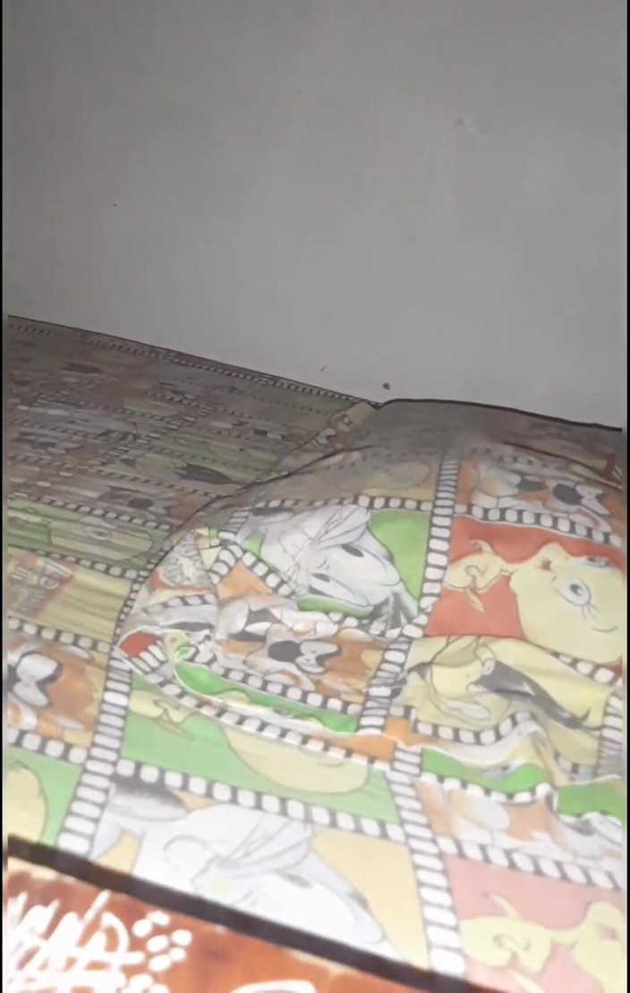 Crisanto999: Cheguei em casa tarde e cheguei ao trabalho