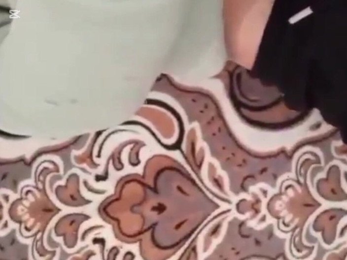 Sabrinatour: 我的大屁股最热辣的时候