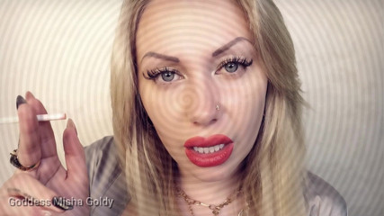 Goddess Misha Goldy: Galakan ASMR yang memukau untuk mengusap dan merokok dengan penafikan...