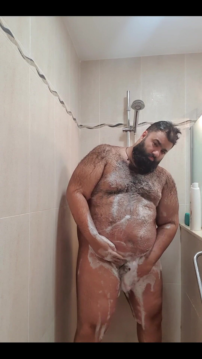 The Mencey: Oso ducha