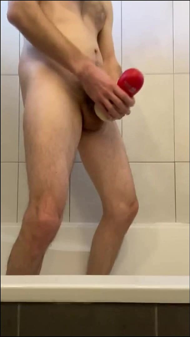 qaz11: Masturbación con la mano en cámara - 533