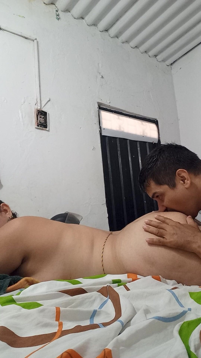 Valkyrieandluigy: Wajah kenikmatan istri yang lagi asik sampai tenggorokan