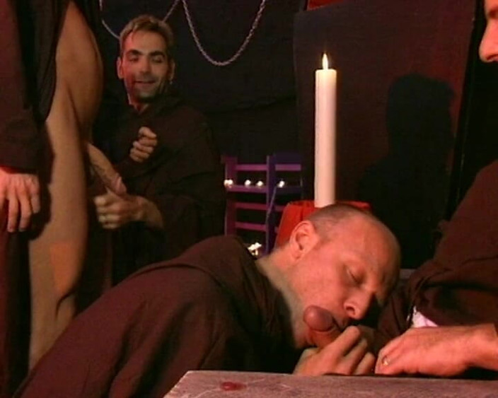 90s Gay VIntage Rough: Un bărbat excitat are parte de o pulă uriașă # 5