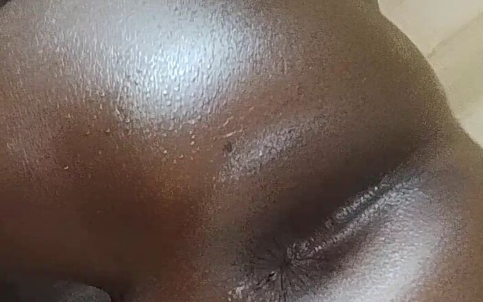 HaitiKing7: Langen fetten schwanz im hostel melken