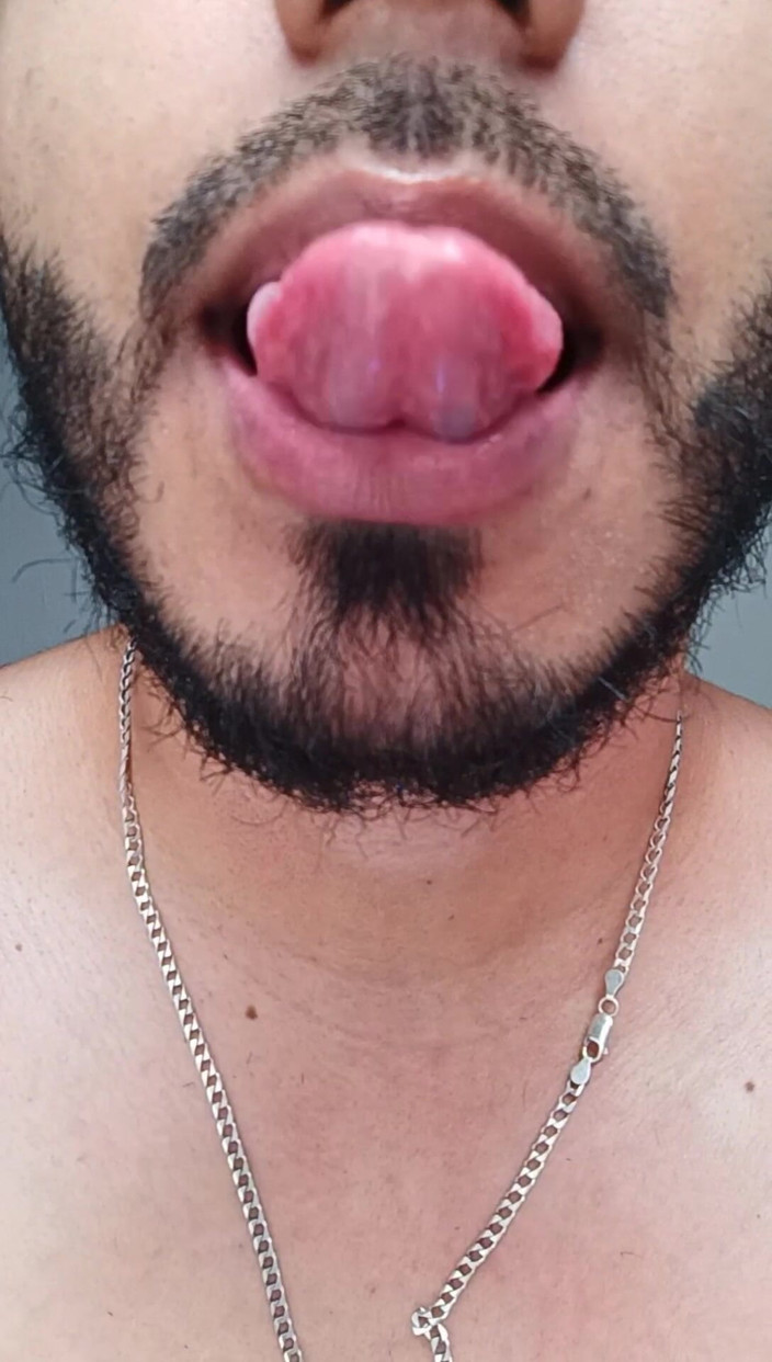 Tommhot: Mostrando Partes De Close-up Do Meu Corpo