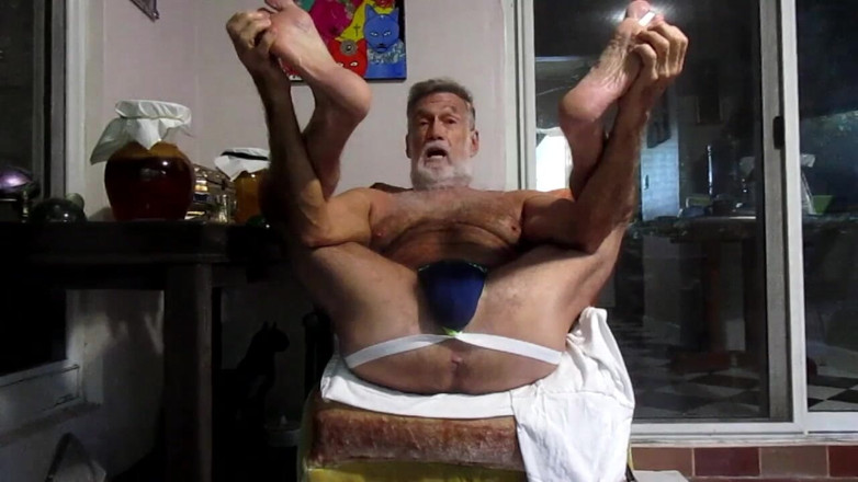 Mr hairy gardener: chalo paadne ke baare men baat karte hain, phir kuchh...