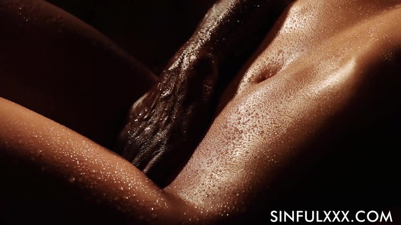 Sinfulxxx: Obsesi hitam oleh SinfulXXX