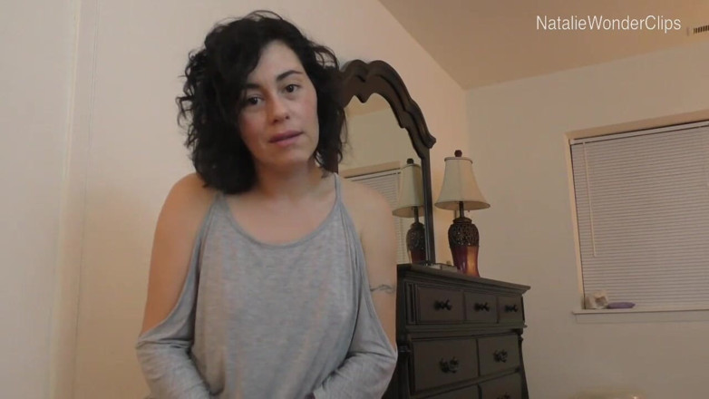Natalie Wonder: Ta belle-mère t'entraîne à être la meilleure petite tapette pour ta prof...