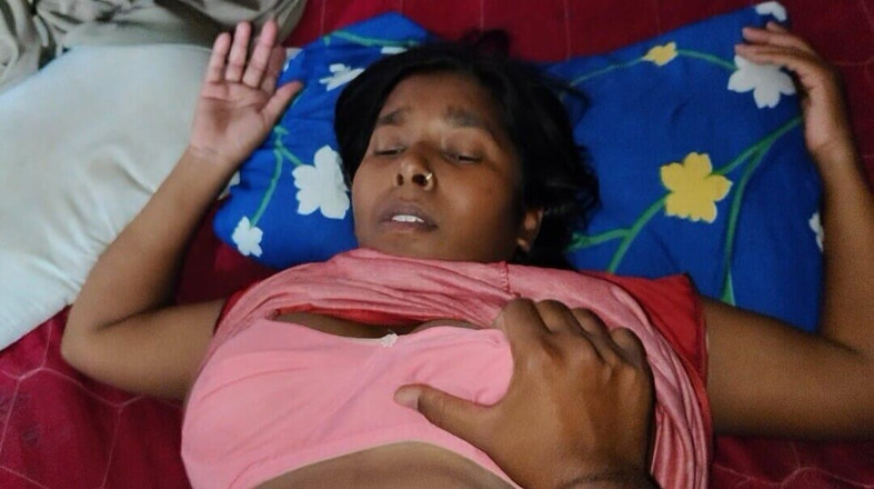 Premi pooja: Těhotná bhabhi ke moti chut me bhabhi ke aapna bada...