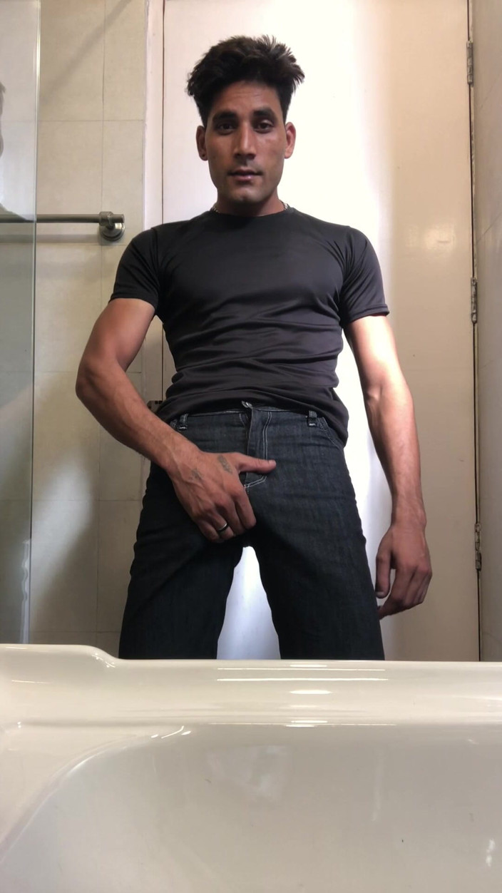 WeakBond365: Bite délicieuse