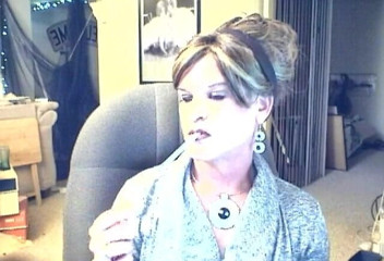 FemmeCheri120: Moi dans updo, j’ai l’air de fumer pour toi bien...