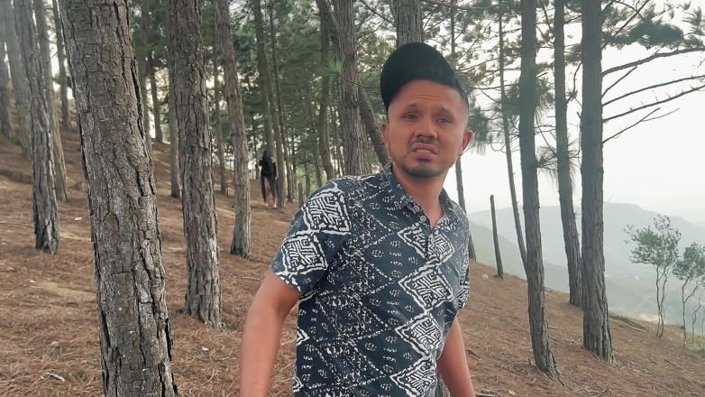 MelaniRincon: De bosheks neukt een weerloze man