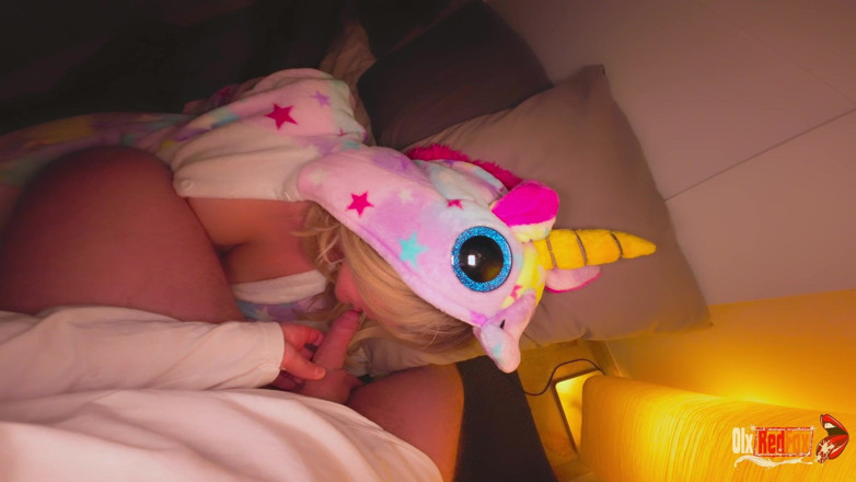 OlxRedFox: J'ai mis ma bite dans la bouche de ma belle-fille...