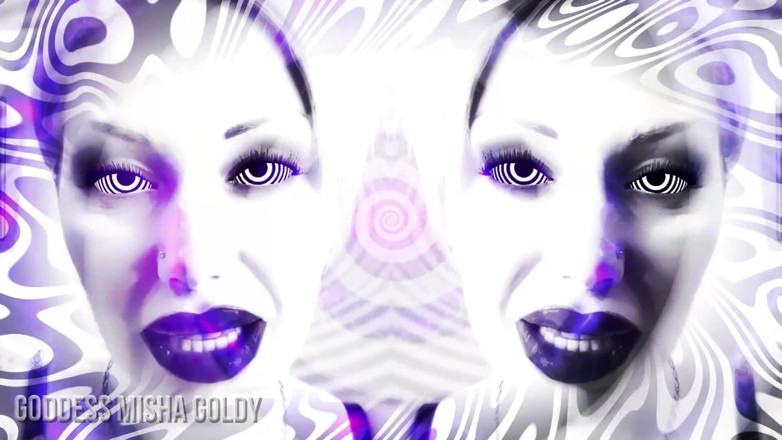 Goddess Misha Goldy: Тільки мої спіральні очі, тільки порно, тільки дрочка і дрочка!