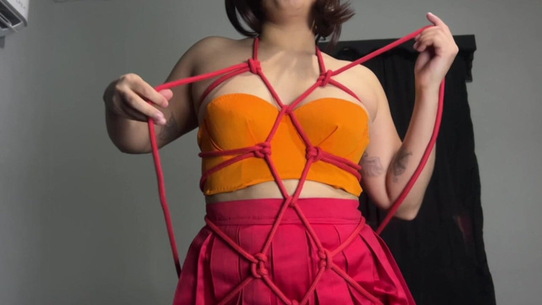 Astarioth: Velma Se Da Placer Hasta Correrse / Astarioth