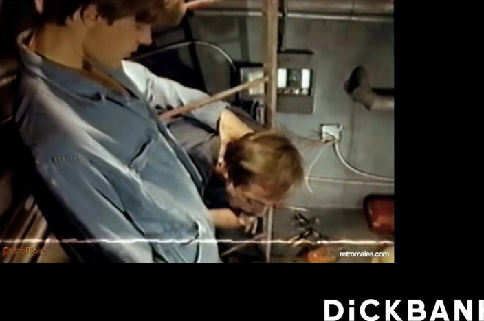 Dick bank: Il superdotato david Ashfield scopa senza preservativo Il culo stretto...