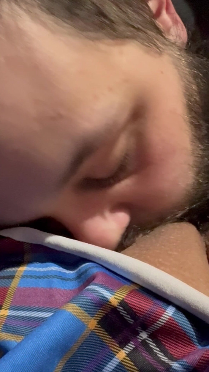 Nickiiraven: Stepdaddy Eating My Pretty Pussy
