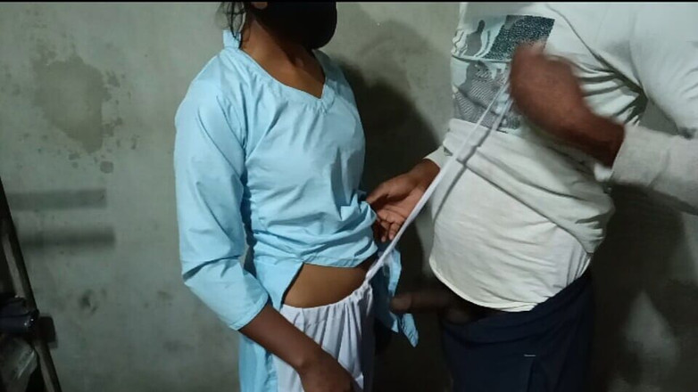 Laxmi deshi: देसी लड़की चुपके से चुद गई