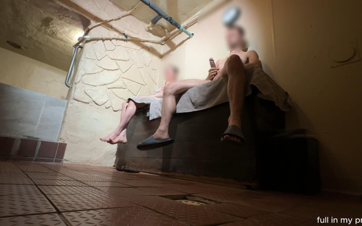 Bigmax8inch: Diversión de sauna desnuda con mi amiga pelirroja caliente con...