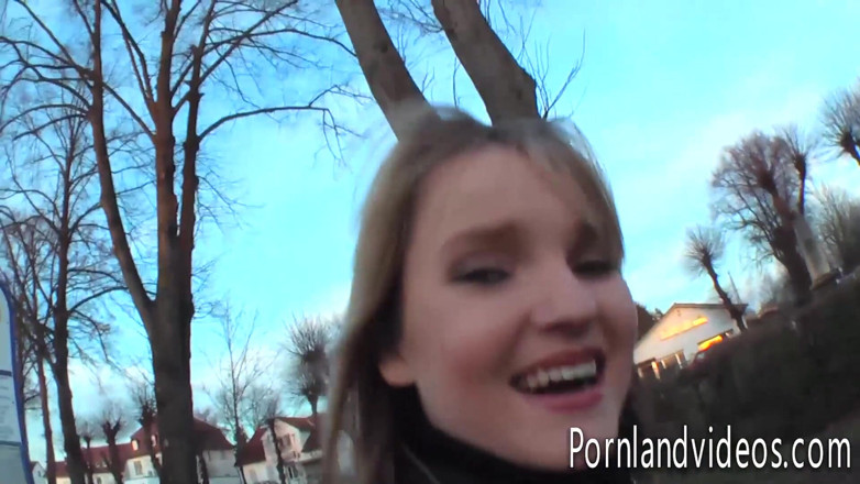 Pornland videos: Đề nghị cho carina tuổi teen tóc vàng để solo với...
