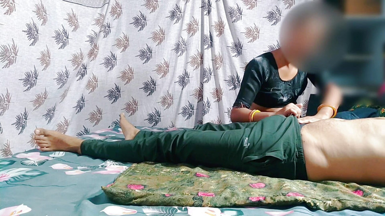 Rakul008: Індійська дезі смокче дуже глибоко і стрибає на члені