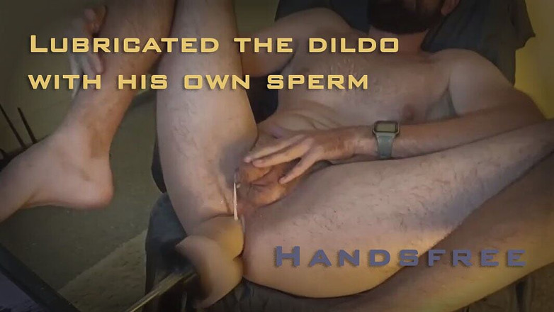 AnalOrgasm: Змастив ділдо власною спермою - анальний оргазм без рук секс-машиною