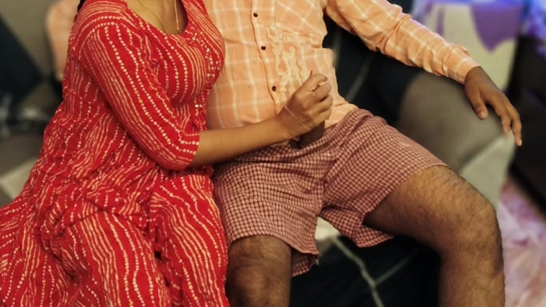Hotdostt: bari sauteli bahan ne mera viry chhorne men meri madad...