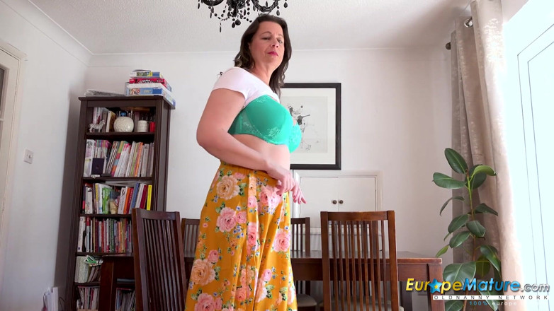 Old Nanny: Europemature - Super Hot British Lady Showing All the Wonders That...