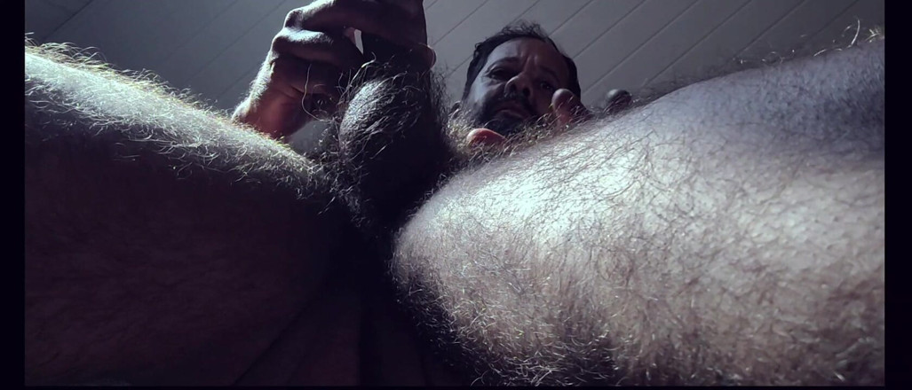Rock F hairy: Màu tối