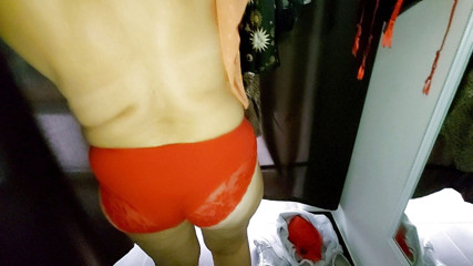 Sexi Ledy: Sexy lady trying on lingerie in fitting room
