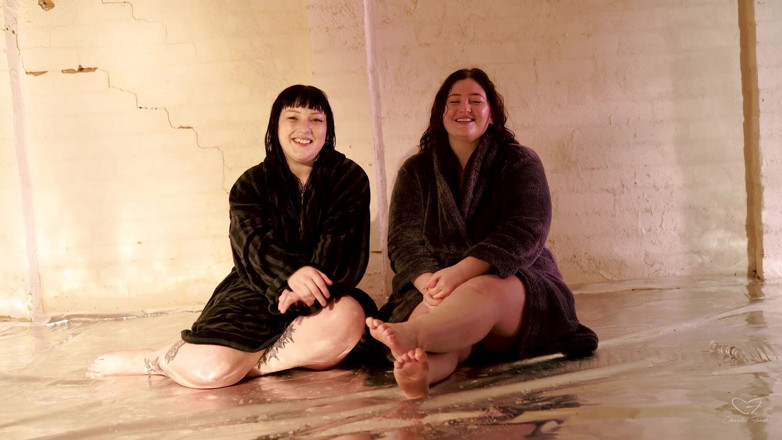 CharlieForde: Interview: Femme Squirting Mit Emberly Adams, Celeste Noir
