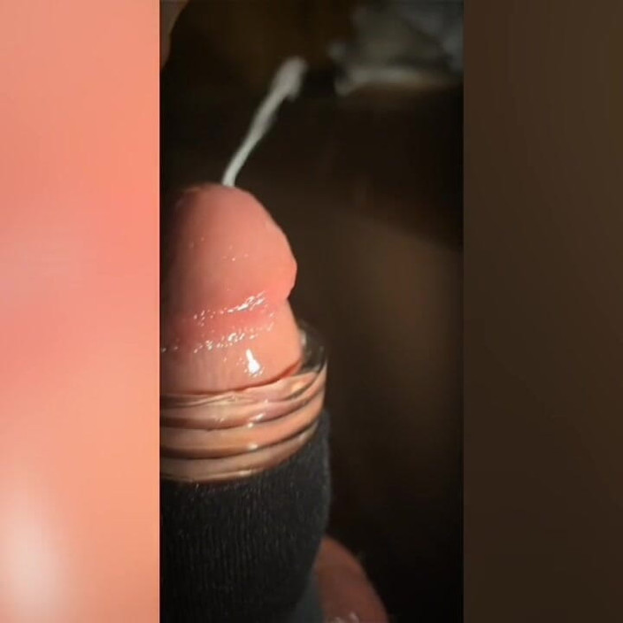 Youngandmature: Eiaculazione slowmotion, munta a secco da uno sconosciuto che remo...