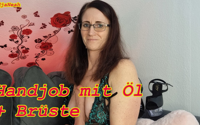 NadjaNeah: Branlette avec Oel + Seins