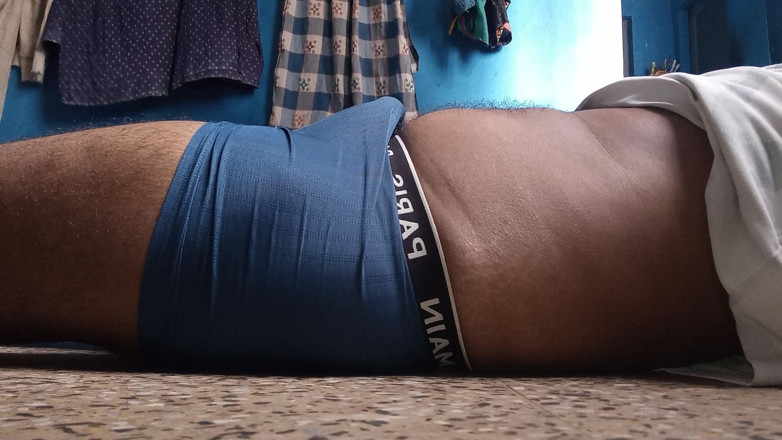 Fucking my wife: Desi gay masturbazione del cazzo con preservativo